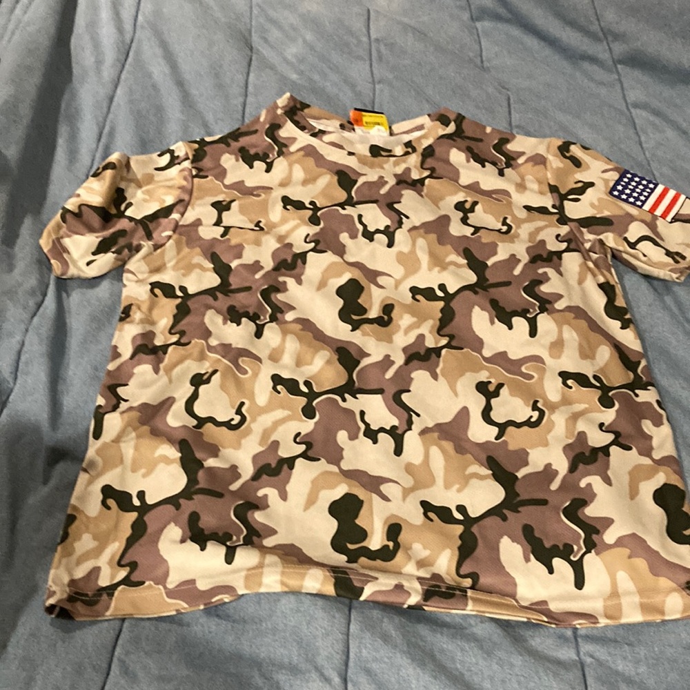 New small mens camo original deluxe small